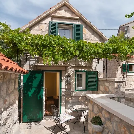 Apartment Larsen