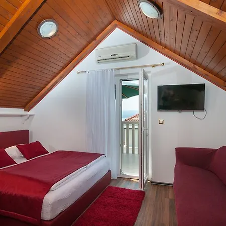 Apartment Larsen